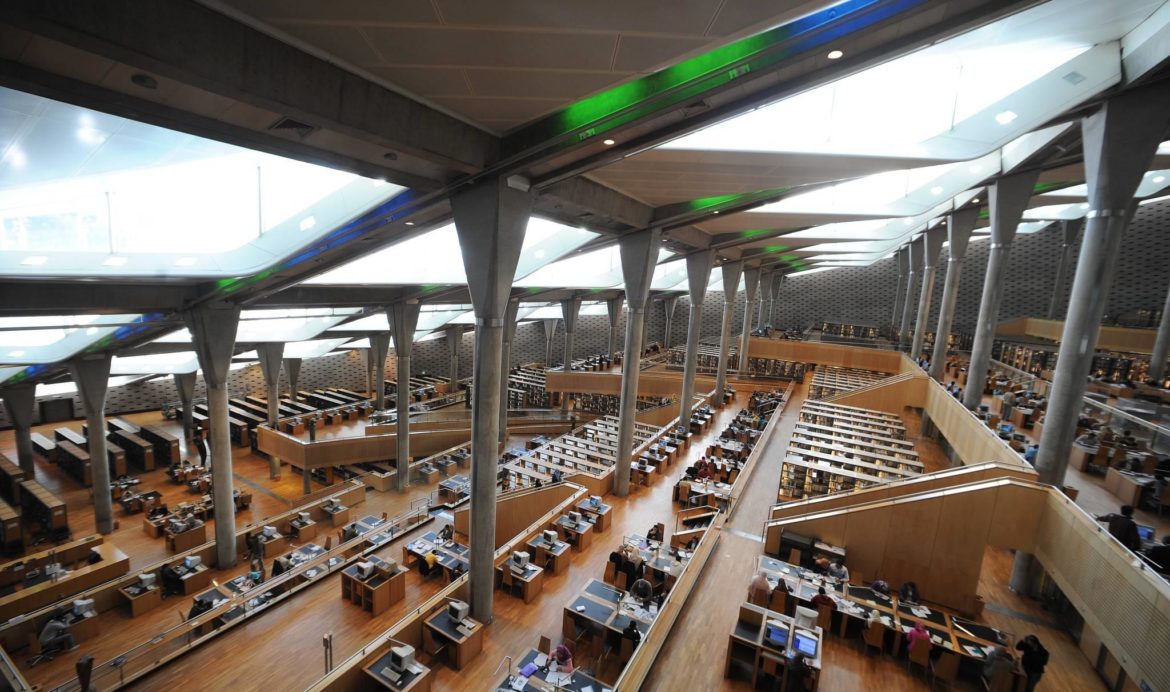 Bibliotheca-Alexandrina1_.jpg
