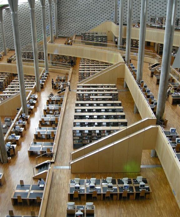 Bibliotheca-Alexandrina2_.jpg